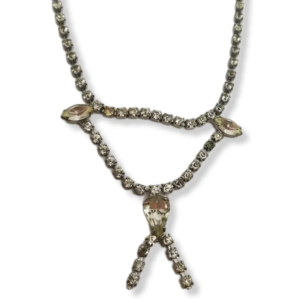 VINTAGE 1940s SILVERTONE CHAIN & DIAMANTE NECKLACE